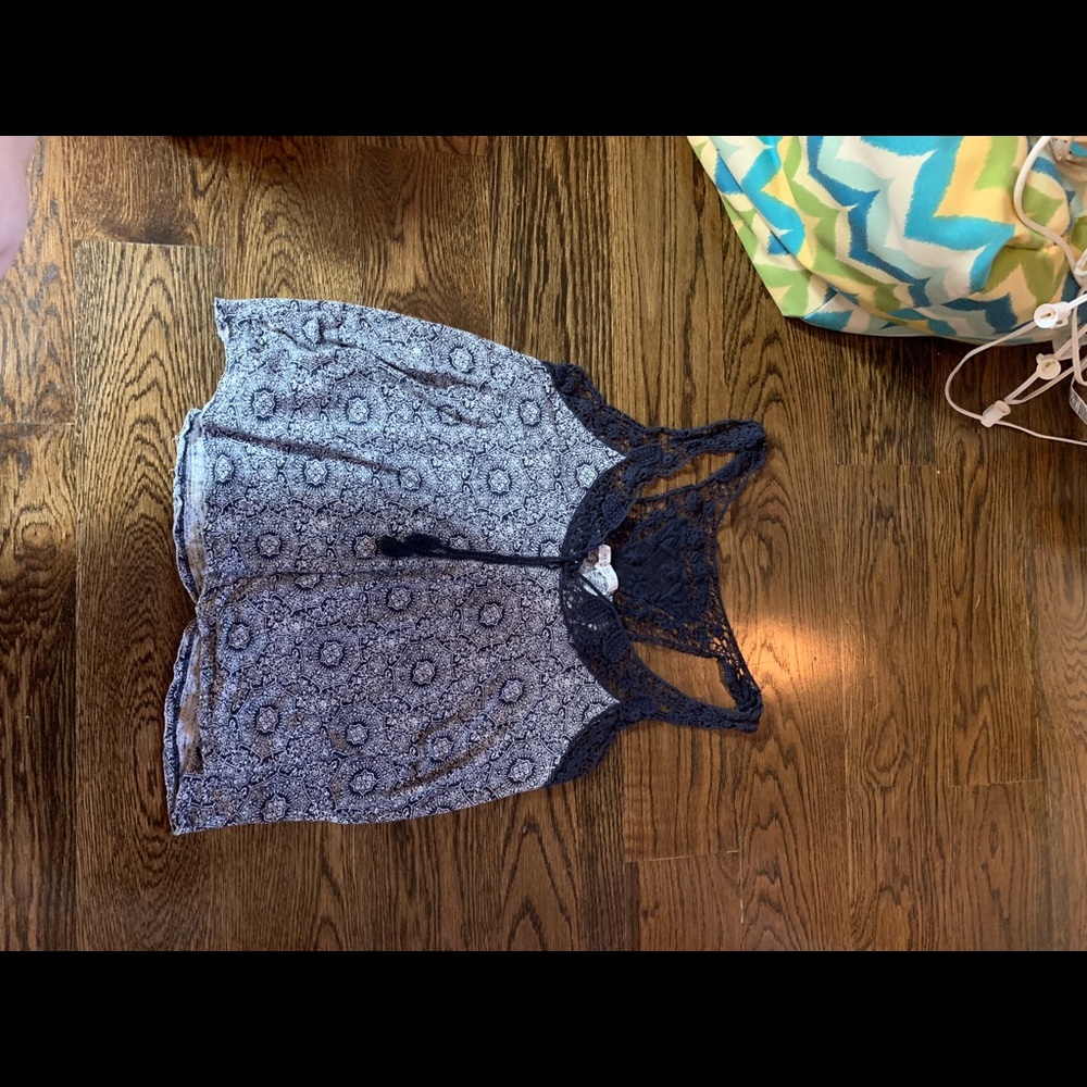 Tank top - Picture 2 of 5